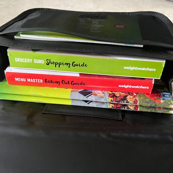 Weight Watchers 7 Pc Set Shopping, Eating, Plan, and Pocket Guides in Organizer - Picture 2 of 11